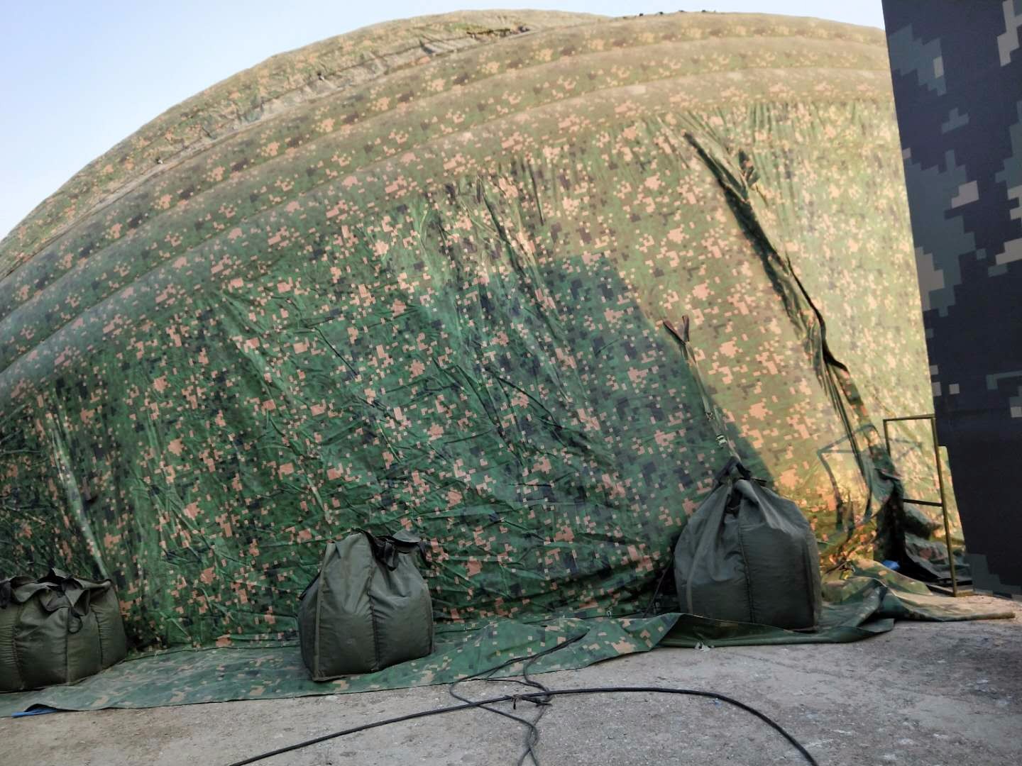 库尔勒军用充气帐篷